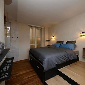 Appartement spa privatif Grenoble At Home Spa